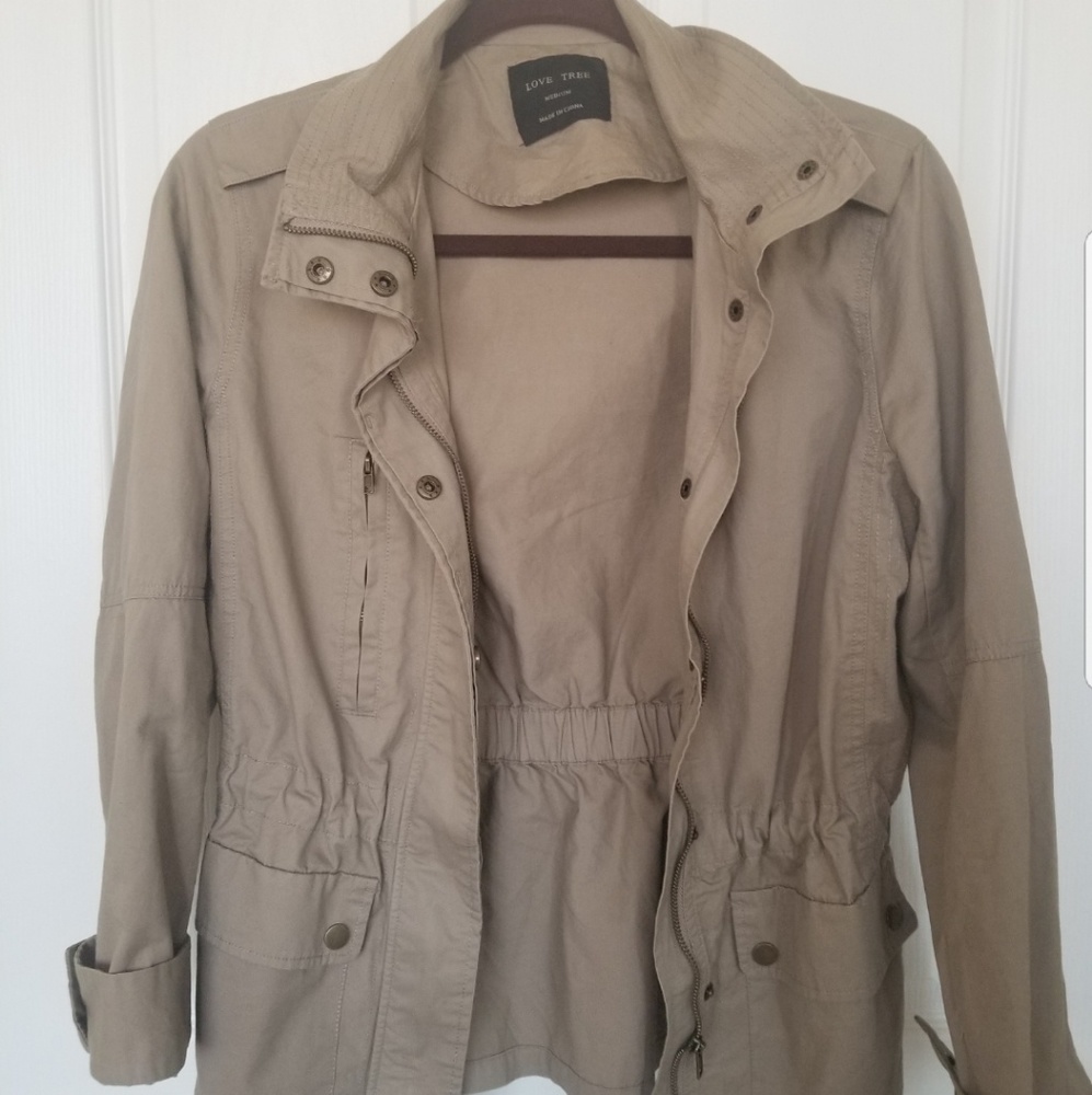 Lightweight utility jacket